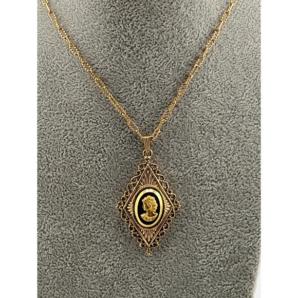 Vintage Cameo Pendant Necklace Gold Tone Profile w/Black Victorian Revival 24in - Picture 2 of 8
